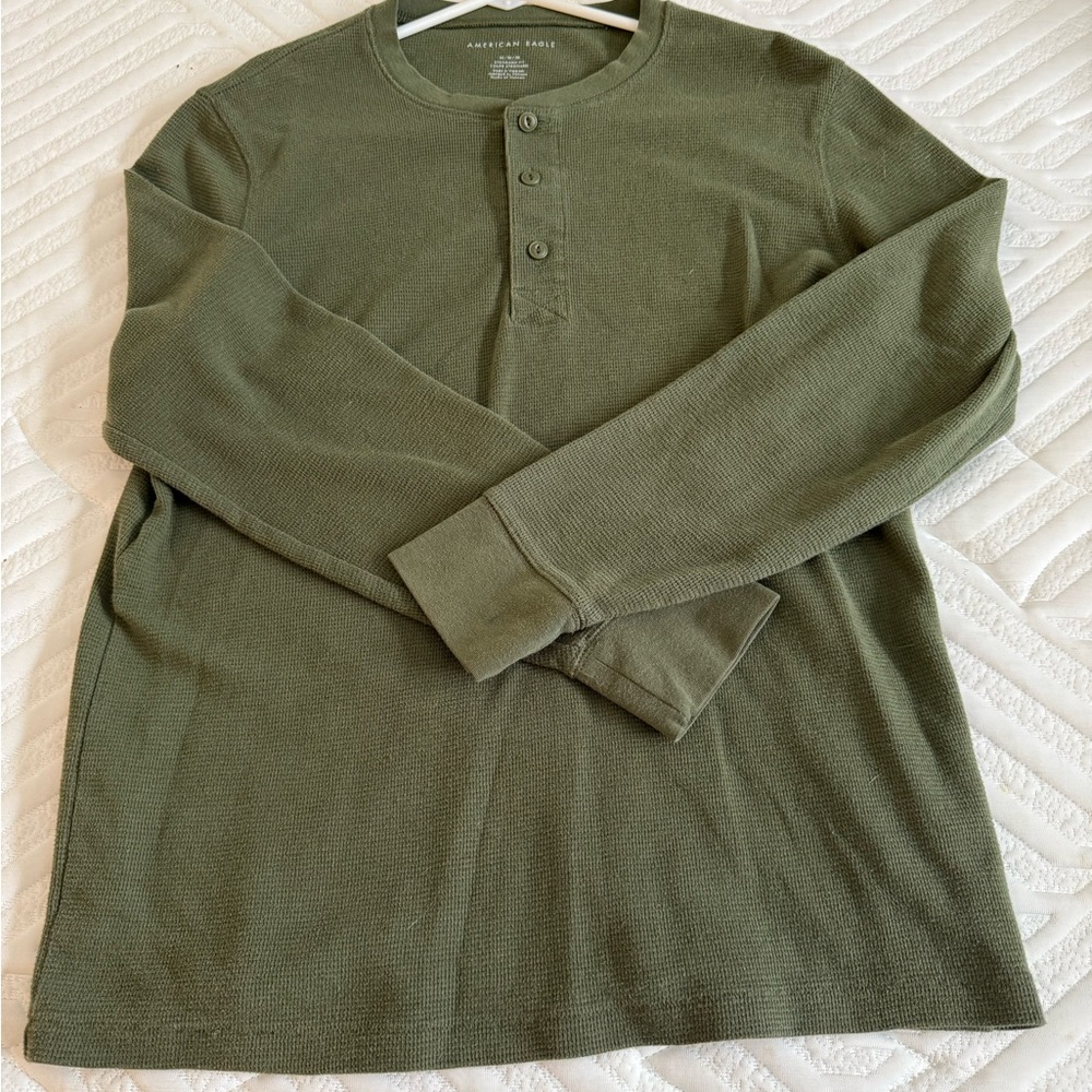 American Eagle Outfitters Men's Olive Long Sleeve Henley